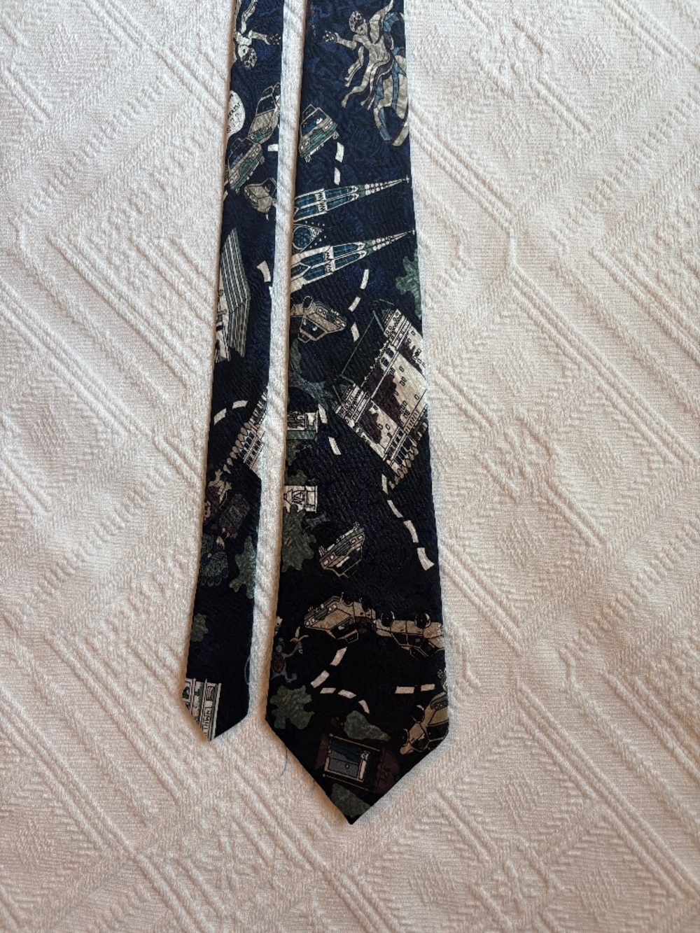 Ambassador Hand Made Vintage Silk Blend Paris Cityscape Graphic Novelty Tie